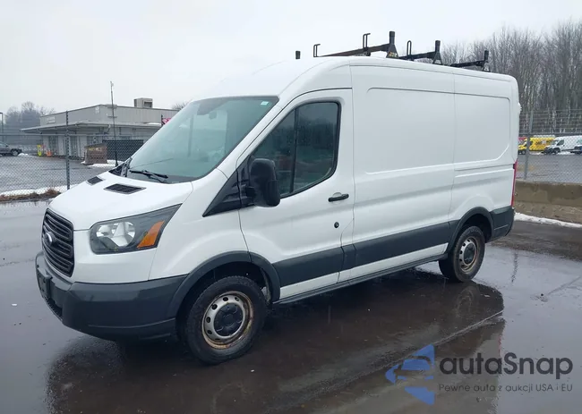 1FTYR1CM4FKA54136: 44543268