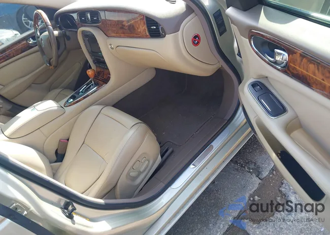 SAJWA82B96SH01917: 44543366