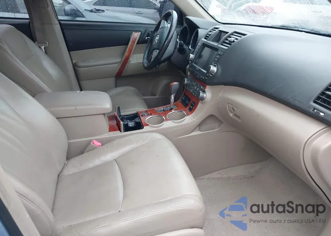 JTEES42A082060398: 44544732