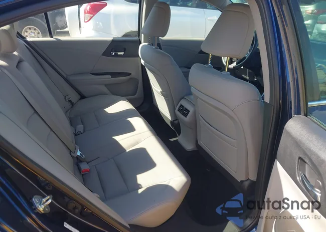 1HGCR2F83EA205200: 44544968