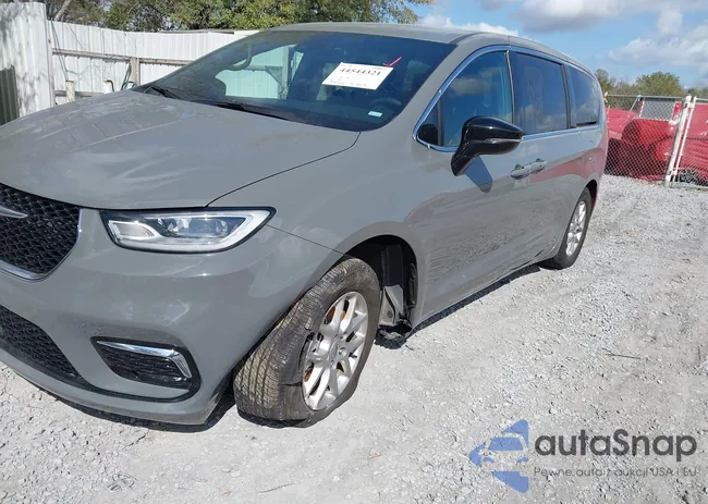 2C4RC1BG1SR504578: 44544321