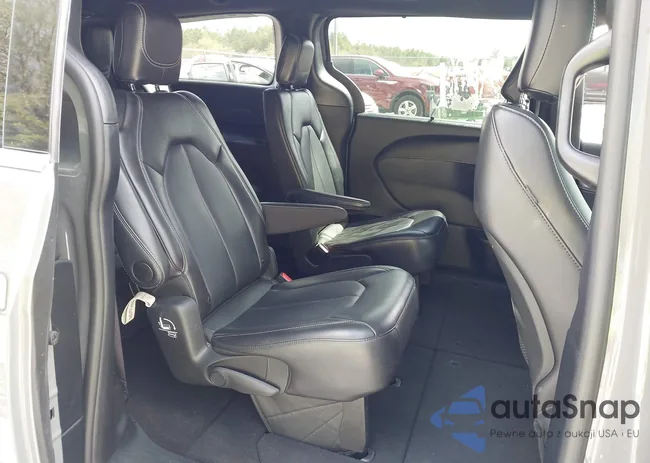 2C4RC1BG1SR504578: 44544321