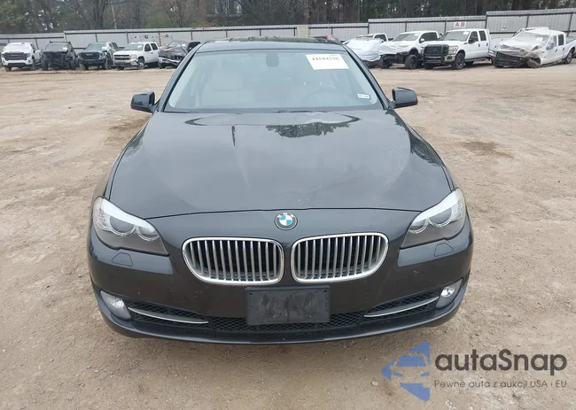 WBAFR9C53BC270611: 44544338