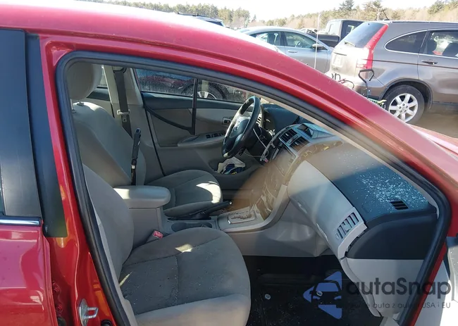 2T1BU4EEXDC992166: 44544358