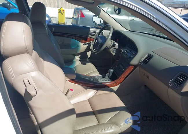 19UYA42481A002518: 44544381