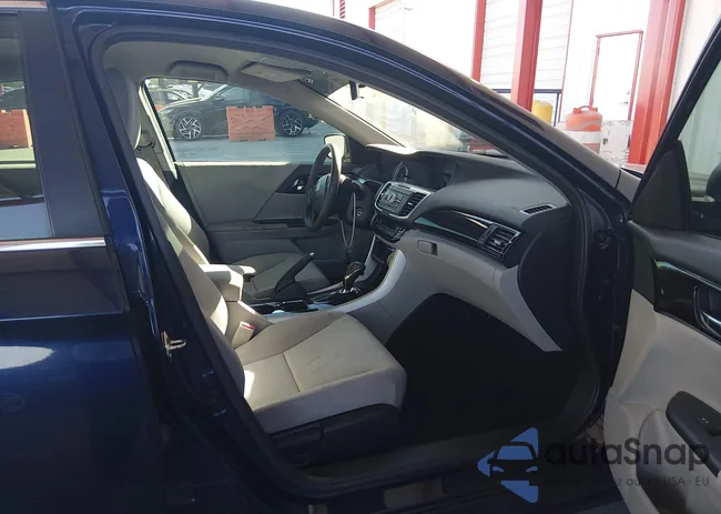 1HGCR2F3XHA166520: 44545858