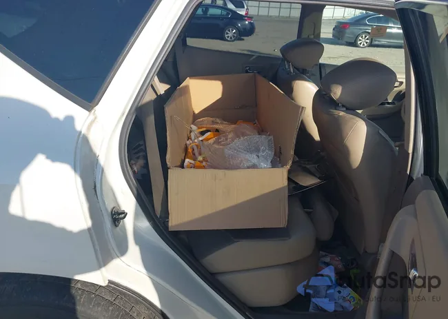 JN8AZ08T66W422826: 44545877