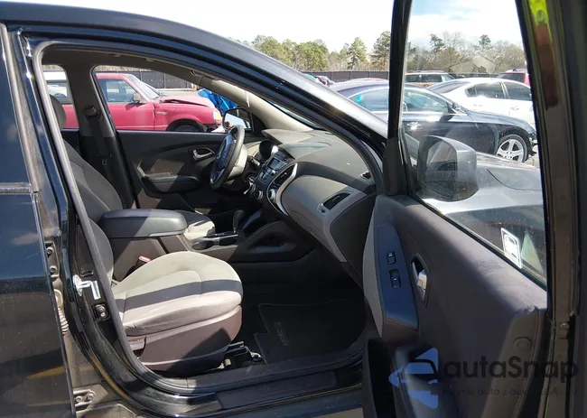 KM8JT3AB8BU288676: 44546038