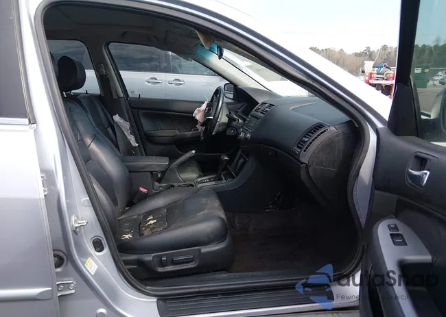 1HGCM56864A132984: 44546063