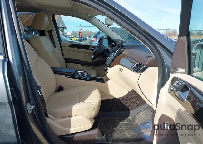 4JGDA5HB8JB055878: 44545300