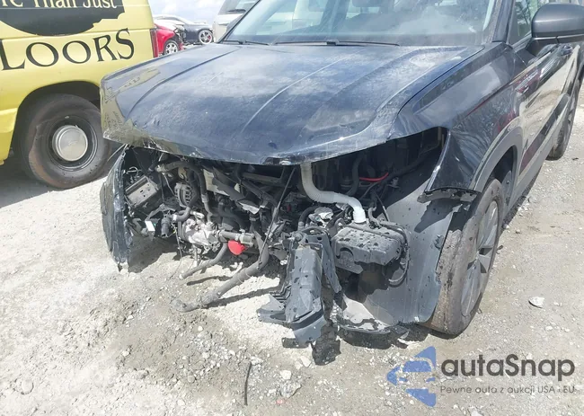 3VV5X7B22RM065470: 44546583