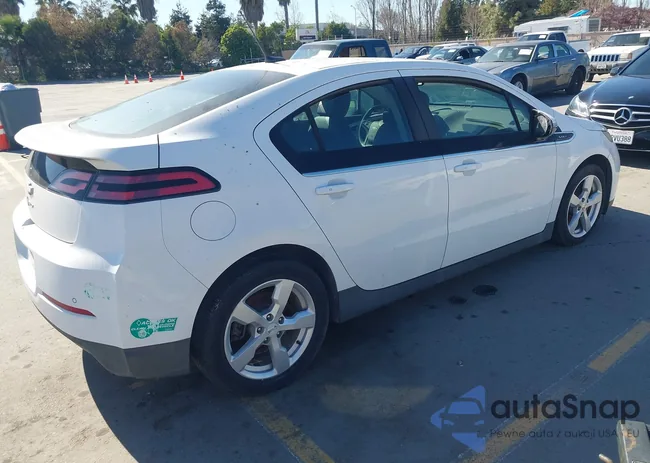 1G1RF6E44EU134412: 44546664