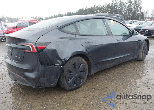 5YJ3E1EB4RF744696: 44546750