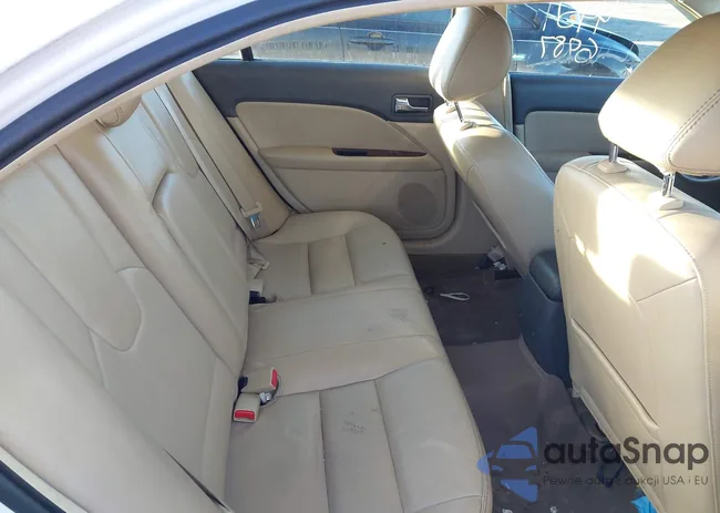 3FAHP0CG2BR193803: 44546987