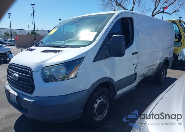 1FTYR1YM1FKA49825: 44546373