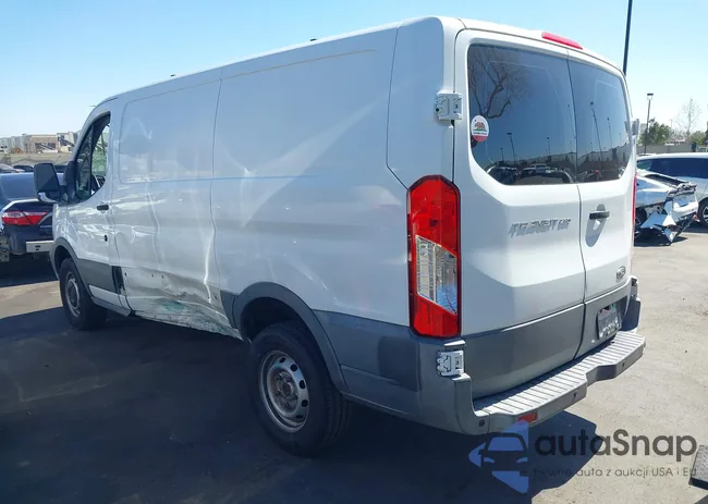 1FTYR1YM1FKA49825: 44546373