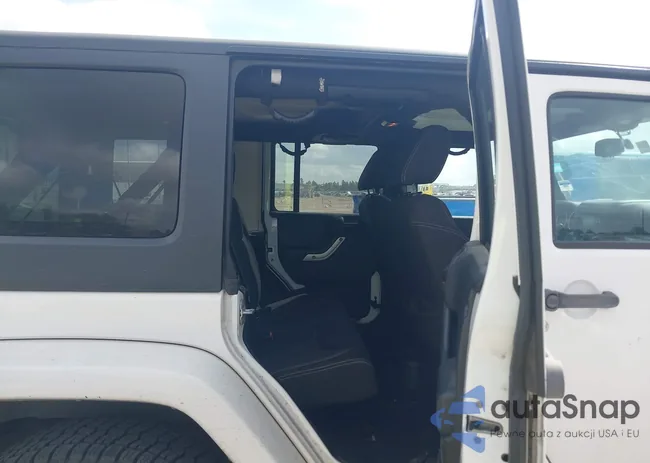 1C4BJWEG3DL649892: 44546558