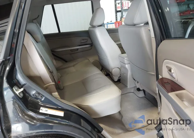 JS3TD947184100370: 44547611