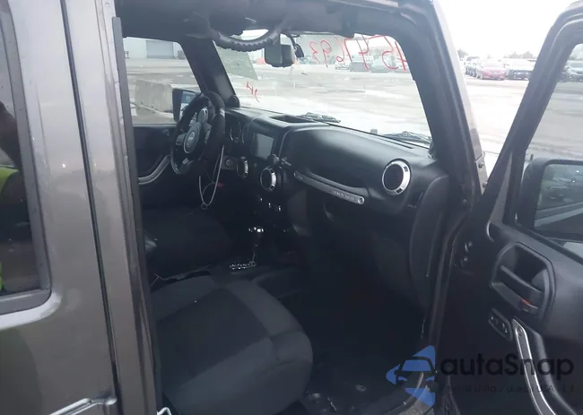 1C4BJWEG7EL210910: 44547693