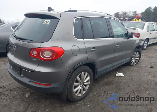 WVGAV7AX3BW520151: 44547852