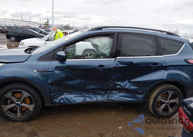 1FMCU9HD0JUA89796: 44547948