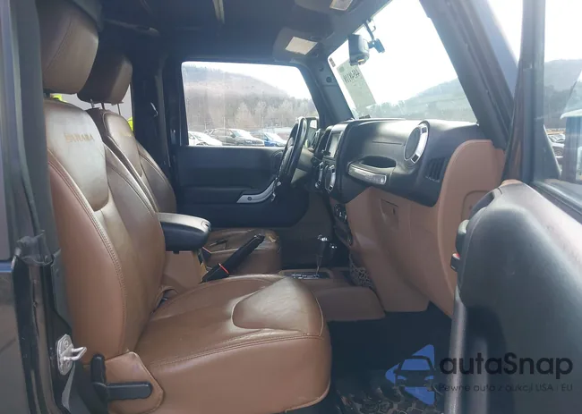 1C4AJWBG5EL256512: 44548118