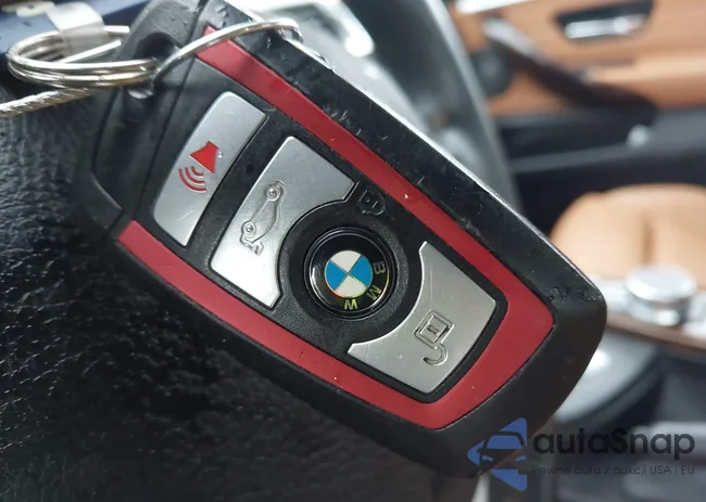 WBA4J3C57KBL08861: 44547421