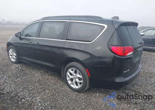 2C4RC1DG4JR168095: 44548618