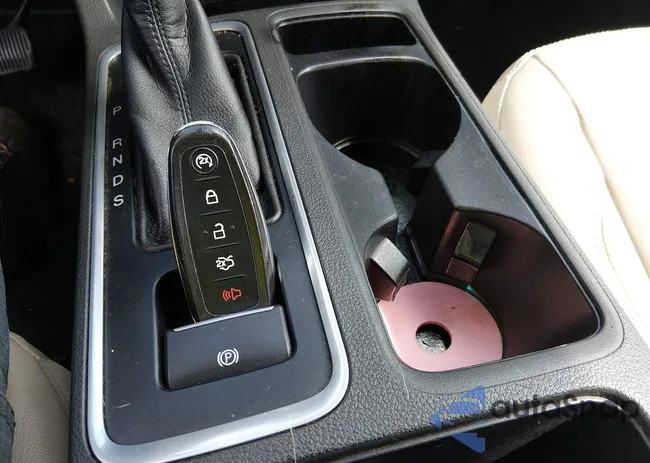 1FMCU0JD4HUD20523: 44548754