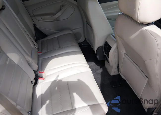 1FMCU0JD4HUD20523: 44548754