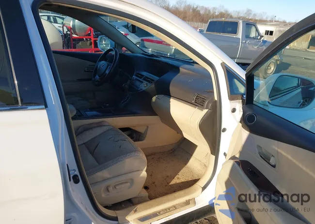 2T2BK1BA5FC301405: 44548804