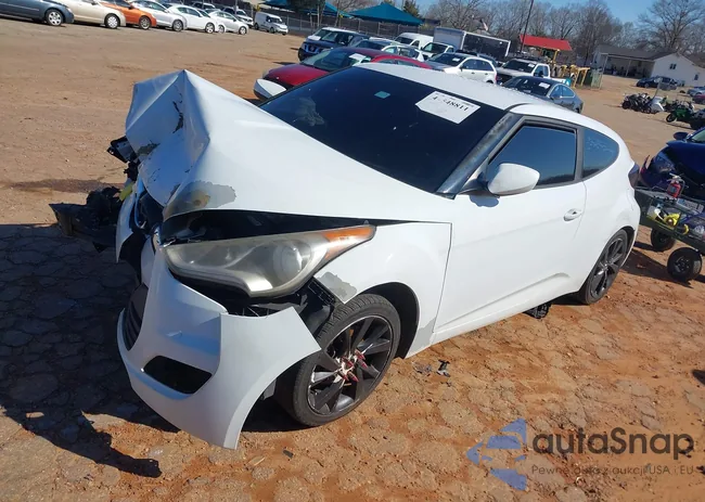 KMHTC6AD7HU305861: 44548811