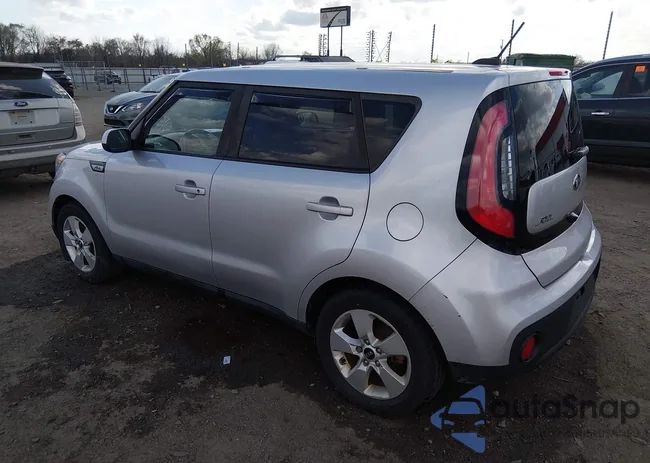 KNDJN2A26J7615274: 44548827