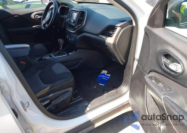 1C4PJLAS6GW311985: 44548833