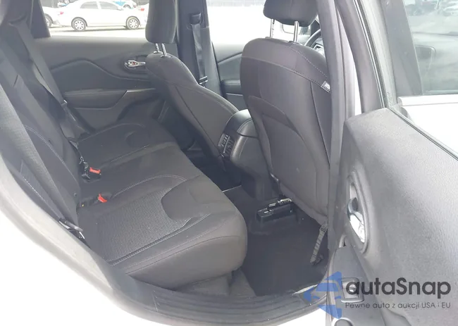 1C4PJMCX1KD356190: 44548843