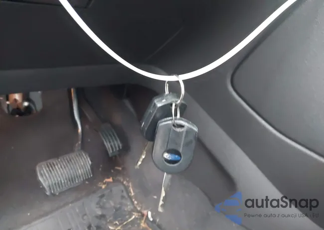 1FMCU9G9XDUA77205: 44548988