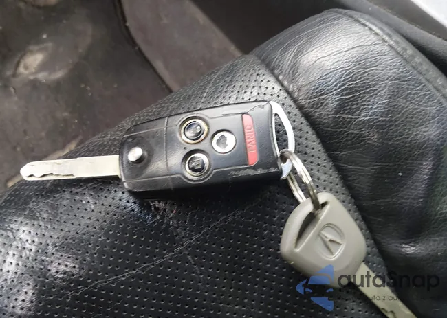 JH4CU2F66AC033236: 44549024