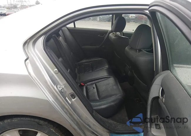 JH4CU2F66AC033236: 44549024