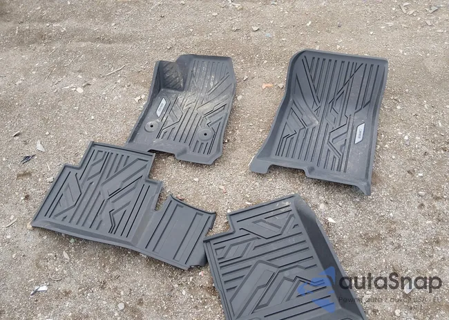 1GTP2DEK7T1127949: 44549128