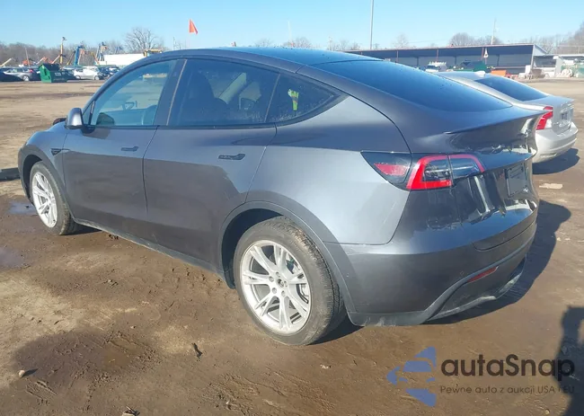 5YJYGDEE9MF066094: 44548288