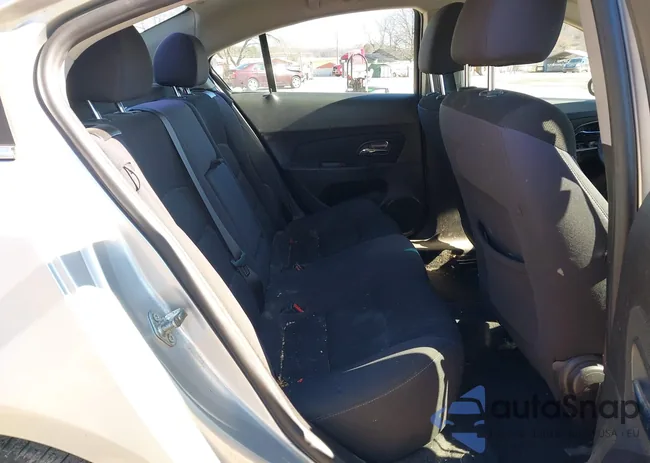 1G1PC5SB4E7318440: 44548367