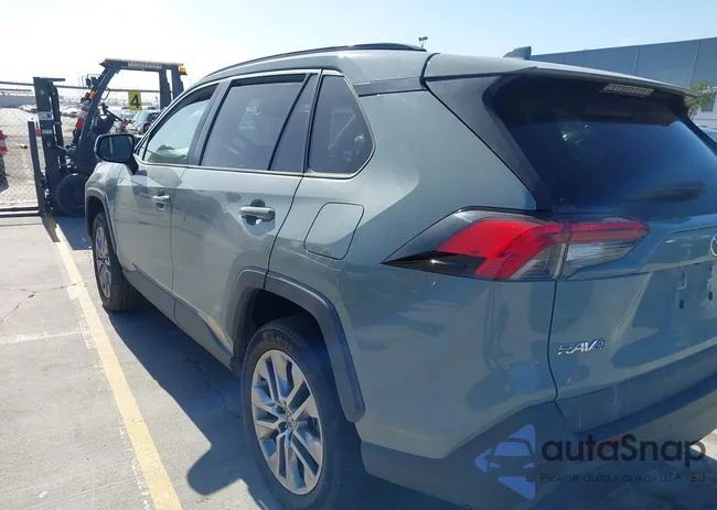 2T3A1RFV4NW281702: 44549820