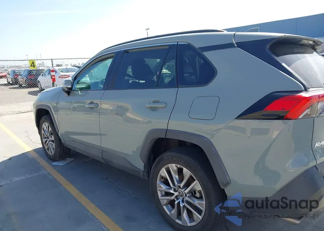 2T3A1RFV4NW281702: 44549820