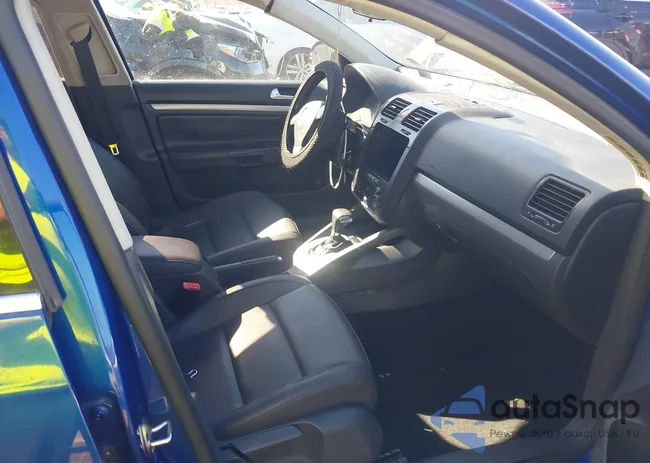 3VWRZ71K48M088210: 44549847