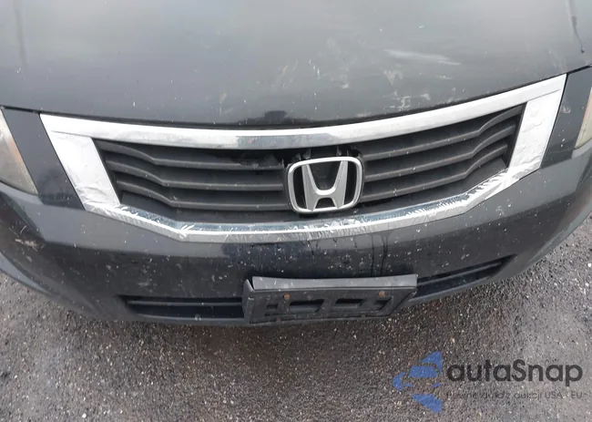 1HGCP26899A122818: 44549871