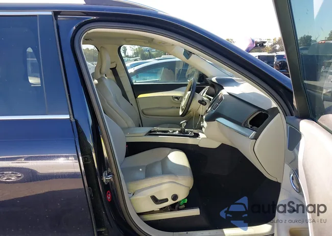 YV4A22PK1G1037495: 44550084