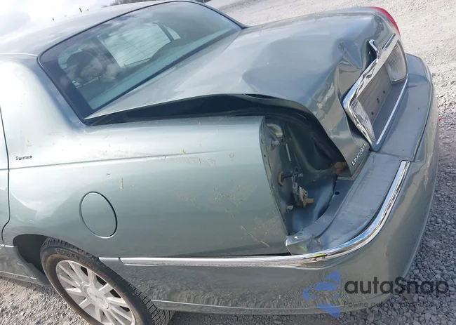 1LNHM81W86Y609819: 44549231