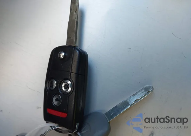 JH4CU2F60AC026041: 44549235