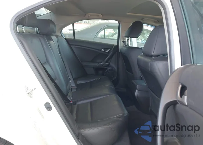 JH4CU2F60AC026041: 44549235