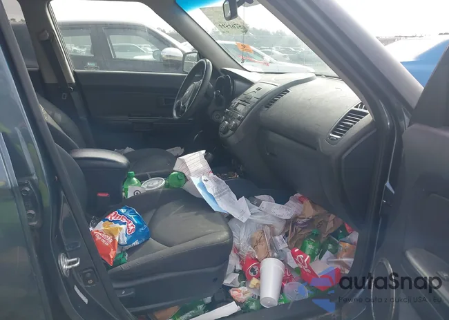 KNDJT2A26B7275535: 44549257